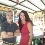 El empresario e historiador, Edy Kuhl y Amanda Ospina, en el restaurante del Hotel Ecológico, Selva Negra, en Matagalpa.